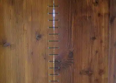 Altholz Schiebetür zsammgnaht