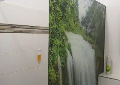 Duschtrennwand mit Fotomotiv, nach Kundenwunsch.
