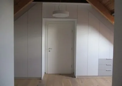 schrankraum-dachgeschoss